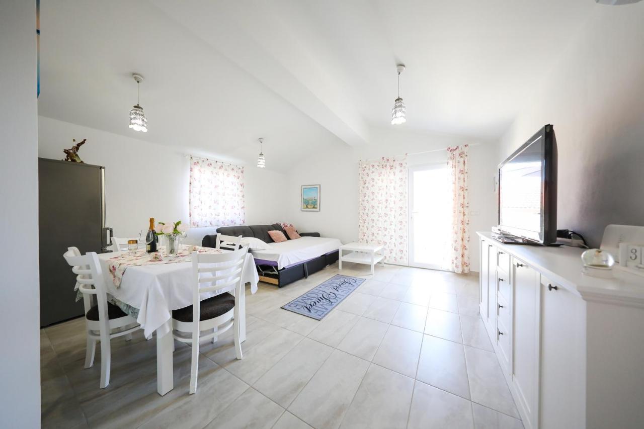 Poljana  Holiday Home Ana מראה חיצוני תמונה