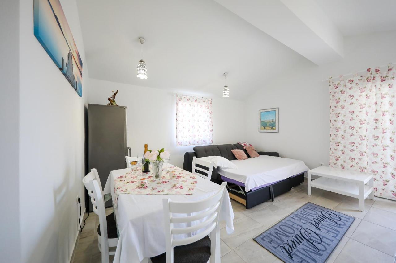 Poljana  Holiday Home Ana מראה חיצוני תמונה